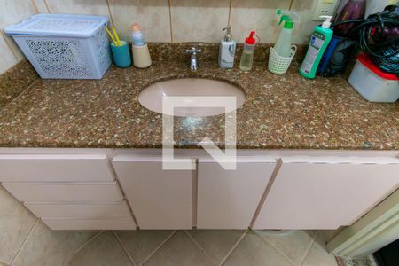 Apartamento à venda com 82m², 3 quartos e 2 vagasBanheiro