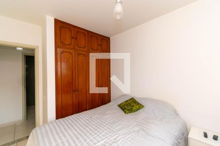 Apartamento à venda com 82m², 3 quartos e 2 vagasQuarto 1