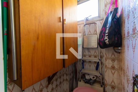 Apartamento à venda com 82m², 3 quartos e 2 vagasBanheiro de Serviço