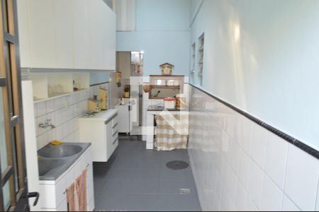 Casa à venda com 369m², 3 quartos e 3 vagas Casa à venda com 369m², 3 quartos e 3 vagasÁrea de Serviço