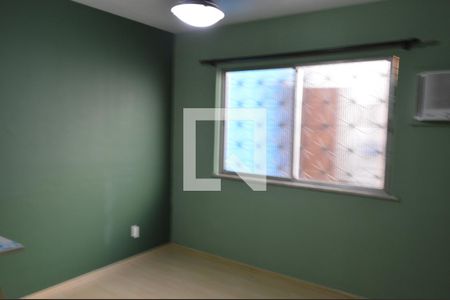 Casa à venda com 369m², 3 quartos e 3 vagas Casa à venda com 369m², 3 quartos e 3 vagasQuarto 2