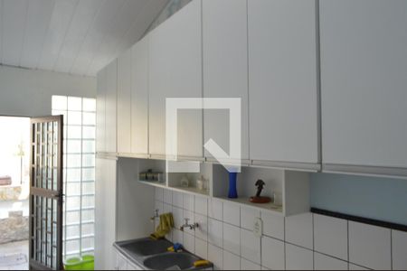 Casa à venda com 369m², 3 quartos e 3 vagas Casa à venda com 369m², 3 quartos e 3 vagasÁrea de Serviço