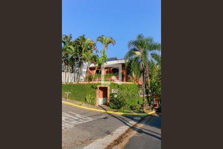 Casa de condomínio à venda com 300m², 4 quartos e 5 vagasfachada