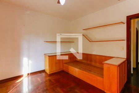Casa de condomínio à venda com 300m², 4 quartos e 5 vagasquarto 4