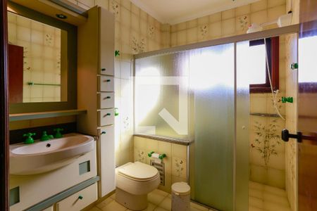 Casa de condomínio à venda com 300m², 4 quartos e 5 vagasbanheiro