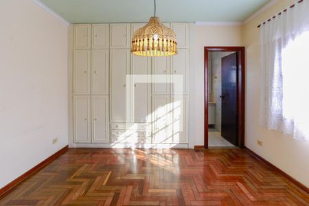 Casa de condomínio à venda com 300m², 4 quartos e 5 vagasQuarto 2