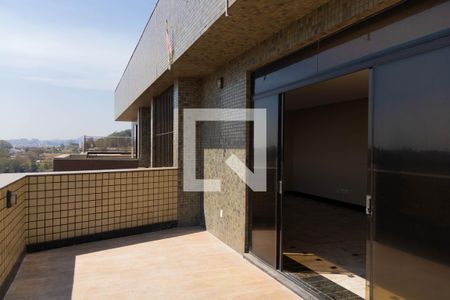 Apartamento à venda com 270m², 4 quartos e 3 vagas Apartamento à venda com 270m², 4 quartos e 3 vagasCobertura