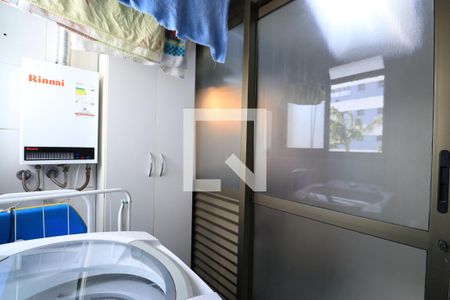 Apartamento à venda com 75m², 2 quartos e 1 vagaÁrea de Serviço