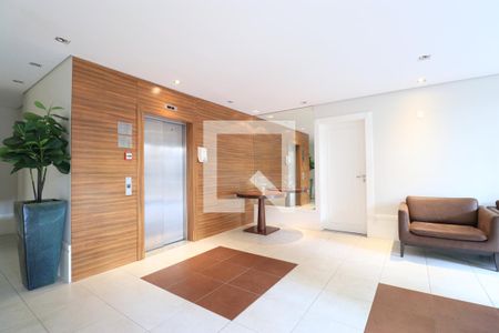 Apartamento à venda com 75m², 2 quartos e 1 vagaHall