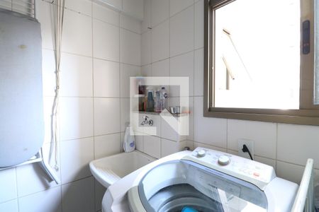 Apartamento à venda com 75m², 2 quartos e 1 vagaÁrea de Serviço