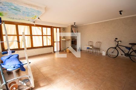 Casa para alugar com 261m², 5 quartos e 3 vagasSalão de festas