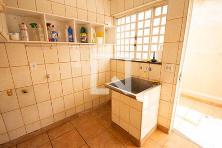 Casa para alugar com 261m², 5 quartos e 3 vagasÁrea de Serviço