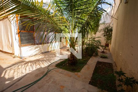 Casa para alugar com 261m², 5 quartos e 3 vagasJardim