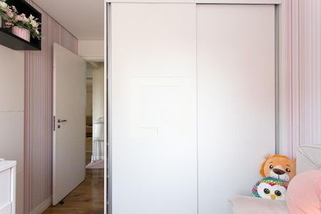 Apartamento à venda com 106m², 3 quartos e 2 vagas Apartamento à venda com 106m², 3 quartos e 2 vagasQuarto 2