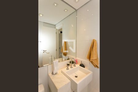 Apartamento à venda com 106m², 3 quartos e 2 vagas Apartamento à venda com 106m², 3 quartos e 2 vagasBanheiro Social