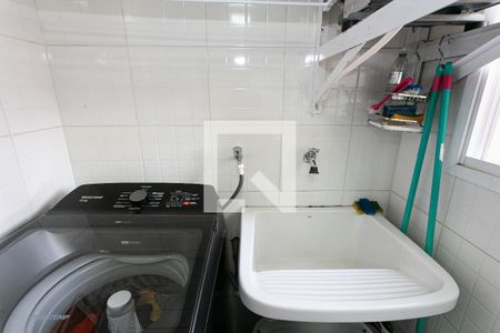 Apartamento à venda com 106m², 3 quartos e 2 vagas Apartamento à venda com 106m², 3 quartos e 2 vagasÁrea de Serviço