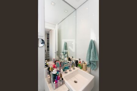 Apartamento à venda com 106m², 3 quartos e 2 vagas Apartamento à venda com 106m², 3 quartos e 2 vagasBanheiro da Súíte