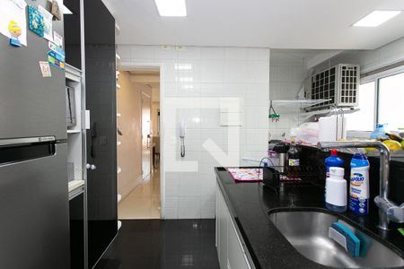 Apartamento à venda com 106m², 3 quartos e 2 vagas Apartamento à venda com 106m², 3 quartos e 2 vagasCozinha