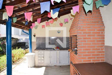 Casa à venda com 307m², 2 quartos e 4 vagas Casa à venda com 307m², 2 quartos e 4 vagasÁrea Externa