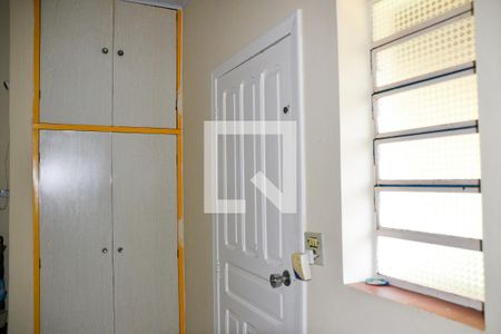 Casa à venda com 307m², 2 quartos e 4 vagas Casa à venda com 307m², 2 quartos e 4 vagasCozinha