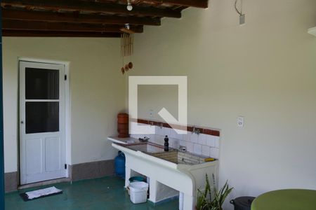 Casa à venda com 307m², 2 quartos e 4 vagas Casa à venda com 307m², 2 quartos e 4 vagasÁrea de serviço