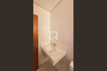 Apartamento à venda com 170m², 3 quartos e 3 vagas Apartamento à venda com 170m², 3 quartos e 3 vagasBanheiro da Suíte 1