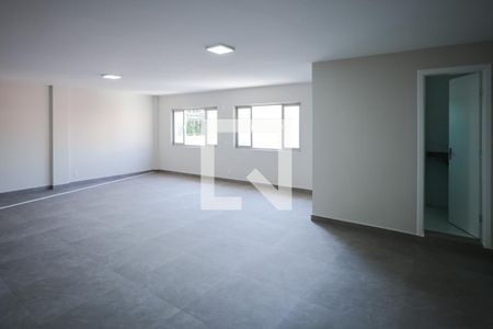 Casa à venda com 351m², 3 quartos e 5 vagas Casa à venda com 351m², 3 quartos e 5 vagasÁrea comum - Salão de festas