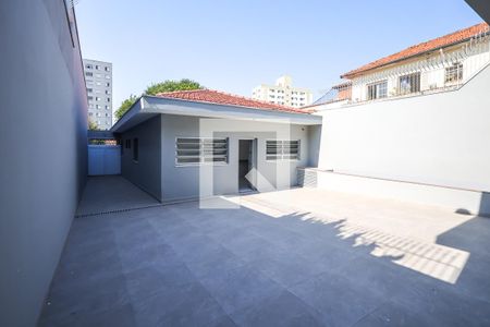 Casa à venda com 351m², 3 quartos e 5 vagas Casa à venda com 351m², 3 quartos e 5 vagasQuintal