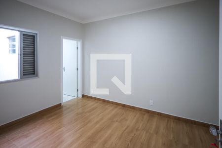 Casa à venda com 351m², 3 quartos e 5 vagas Casa à venda com 351m², 3 quartos e 5 vagasSuíte 3