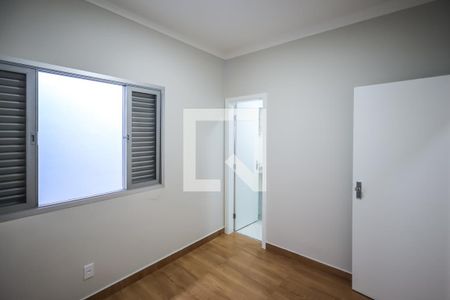 Casa à venda com 351m², 3 quartos e 5 vagas Casa à venda com 351m², 3 quartos e 5 vagasSuíte 2