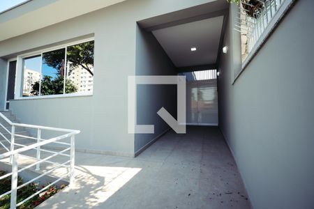 Casa à venda com 351m², 3 quartos e 5 vagas Casa à venda com 351m², 3 quartos e 5 vagasFachada