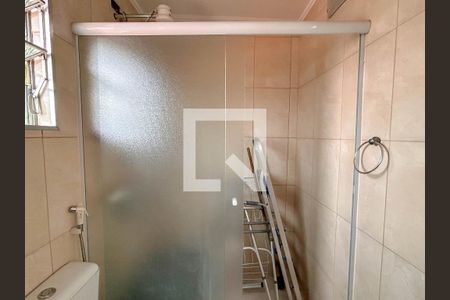 Casa à venda com 190m², 2 quartos e 1 vagaBanheiro