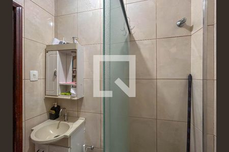 Casa à venda com 190m², 2 quartos e 1 vagaBanheiro 2