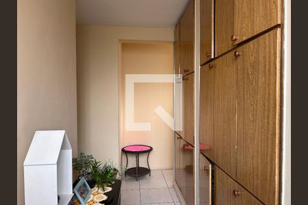 Casa à venda com 190m², 2 quartos e 1 vagaCloset