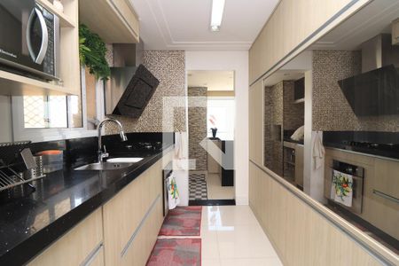 Apartamento à venda com 105m², 3 quartos e 2 vagasCozinha