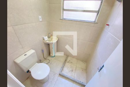 Casa à venda com 85m², 3 quartos e 1 vaga Casa à venda com 85m², 3 quartos e 1 vagaBanheiro