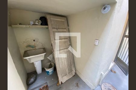 Casa à venda com 85m², 3 quartos e 1 vaga Casa à venda com 85m², 3 quartos e 1 vagaÁrea de Serviço