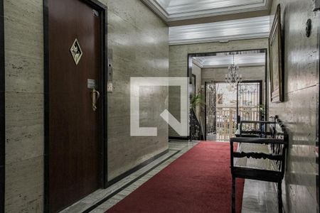 Apartamento à venda com 110m², 3 quartos e sem vaga Apartamento à venda com 110m², 3 quartos e sem vagaHall de entrada