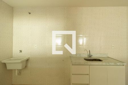 Casa de condomínio para alugar com 68m², 2 quartos e 2 vagas