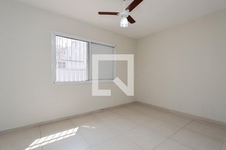 Quarto 2 de casa para alugar com 3 quartos, 192m² em Vila Mariza Mazzei, São Paulo