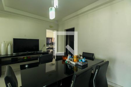 Apartamento à venda com 234m², 3 quartos e 4 vagas Apartamento à venda com 234m², 3 quartos e 4 vagasSala de Jantar