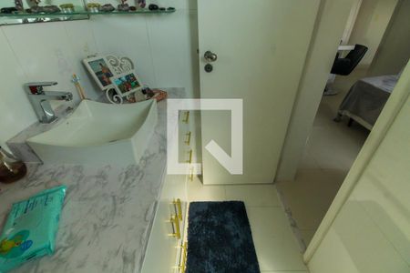 Apartamento à venda com 234m², 3 quartos e 4 vagas Apartamento à venda com 234m², 3 quartos e 4 vagasBanheiro da Suíte 3