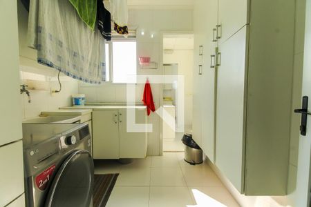 Apartamento à venda com 234m², 3 quartos e 4 vagas Apartamento à venda com 234m², 3 quartos e 4 vagasÁrea de Serviço
