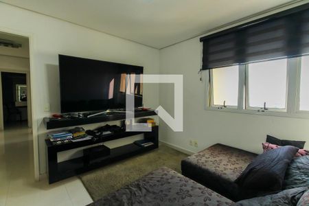 Apartamento à venda com 234m², 3 quartos e 4 vagas Apartamento à venda com 234m², 3 quartos e 4 vagasSala de TV