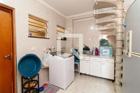 Casa à venda com 196m², 2 quartos e 5 vagas Casa à venda com 196m², 2 quartos e 5 vagasÁrea de Serviço