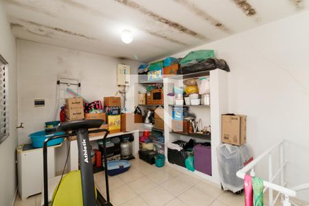 Casa à venda com 196m², 2 quartos e 5 vagas Casa à venda com 196m², 2 quartos e 5 vagasLavanderia