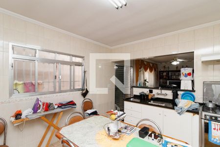 Casa à venda com 196m², 2 quartos e 5 vagas Casa à venda com 196m², 2 quartos e 5 vagascozinha