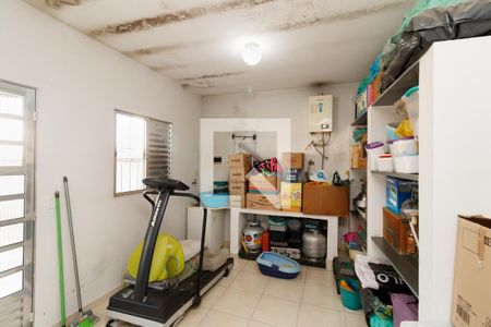 Casa à venda com 196m², 2 quartos e 5 vagas Casa à venda com 196m², 2 quartos e 5 vagasLavanderia