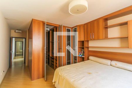 Casa à venda com 230m², 3 quartos e 6 vagasQuarto 2