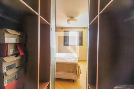 Casa à venda com 230m², 3 quartos e 6 vagasCloset do quarto 2